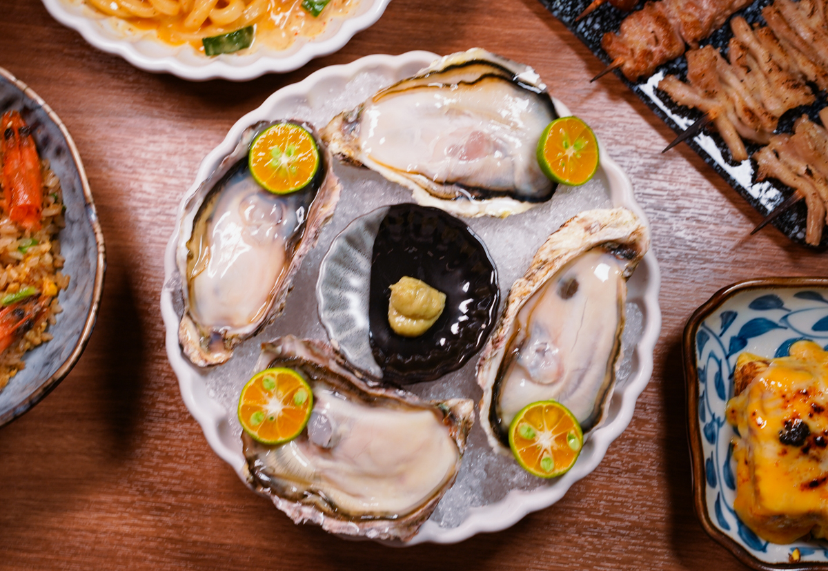 [高雄]炎上燒物製所-中央公園附近低調人氣高雄居酒屋!炭烤串燒超級香! @美食好芃友（芃芃）