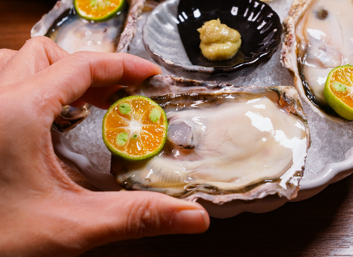 [高雄]炎上燒物製所-中央公園附近低調人氣高雄居酒屋!炭烤串燒超級香! @美食好芃友（芃芃）