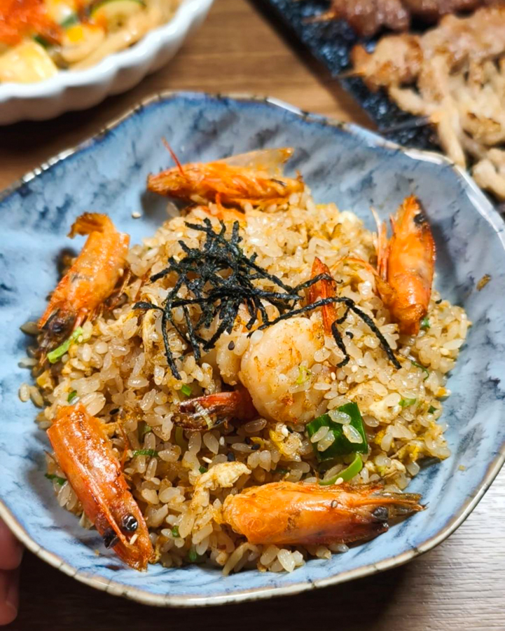 [高雄]炎上燒物製所-中央公園附近低調人氣高雄居酒屋!炭烤串燒超級香! @美食好芃友（芃芃）