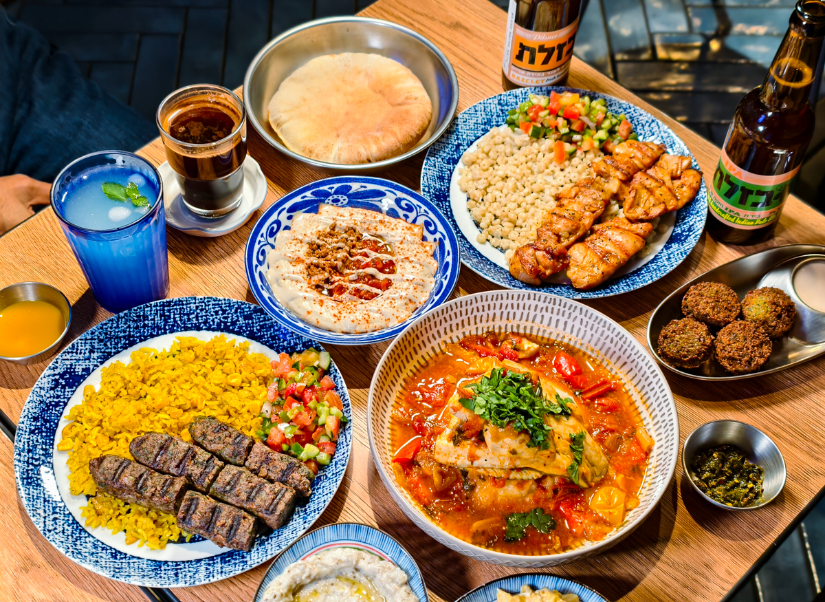 [高雄]Booking-文青必訪!全台最美閱讀咖啡店~一份低消任享閱讀時光 @美食好芃友（芃芃）