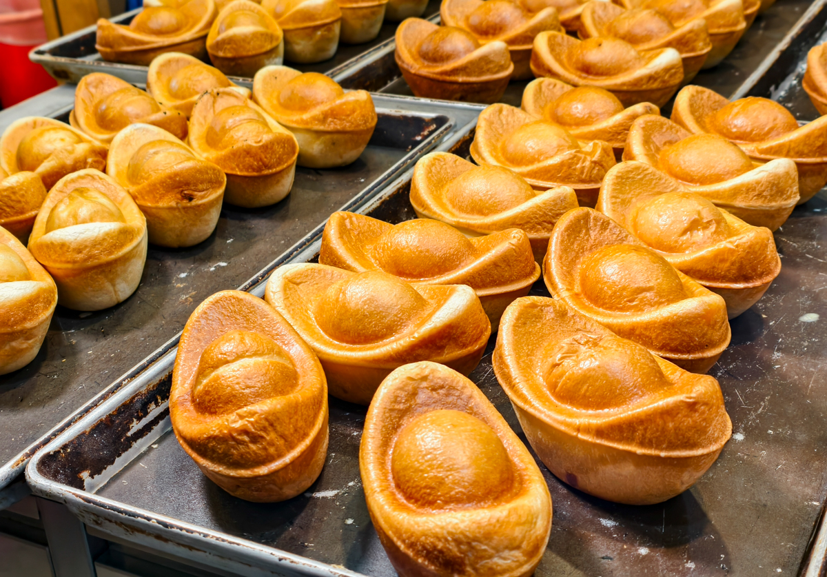 [高雄]新春拜拜送人超喜氣~LA ONE Bakery元寶麵包!每年只賣三個月~ @美食好芃友（芃芃）