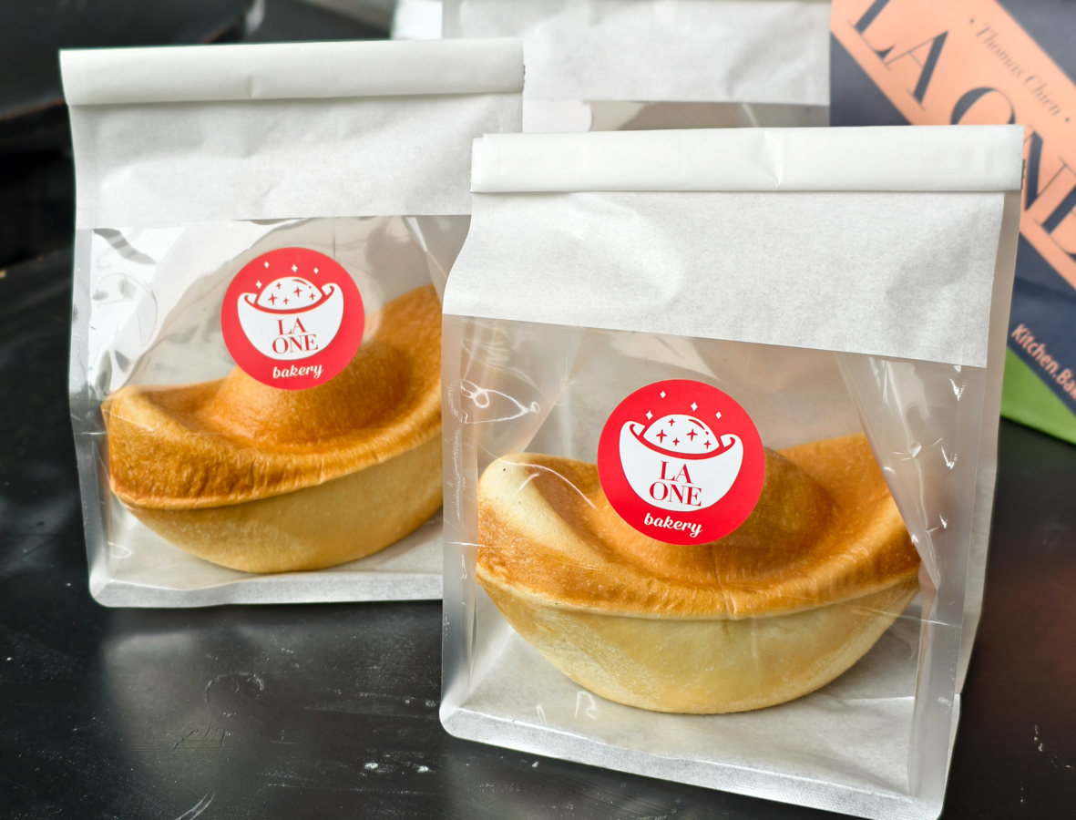 [高雄]新春拜拜送人超喜氣~LA ONE Bakery元寶麵包!每年只賣三個月~ @美食好芃友（芃芃）