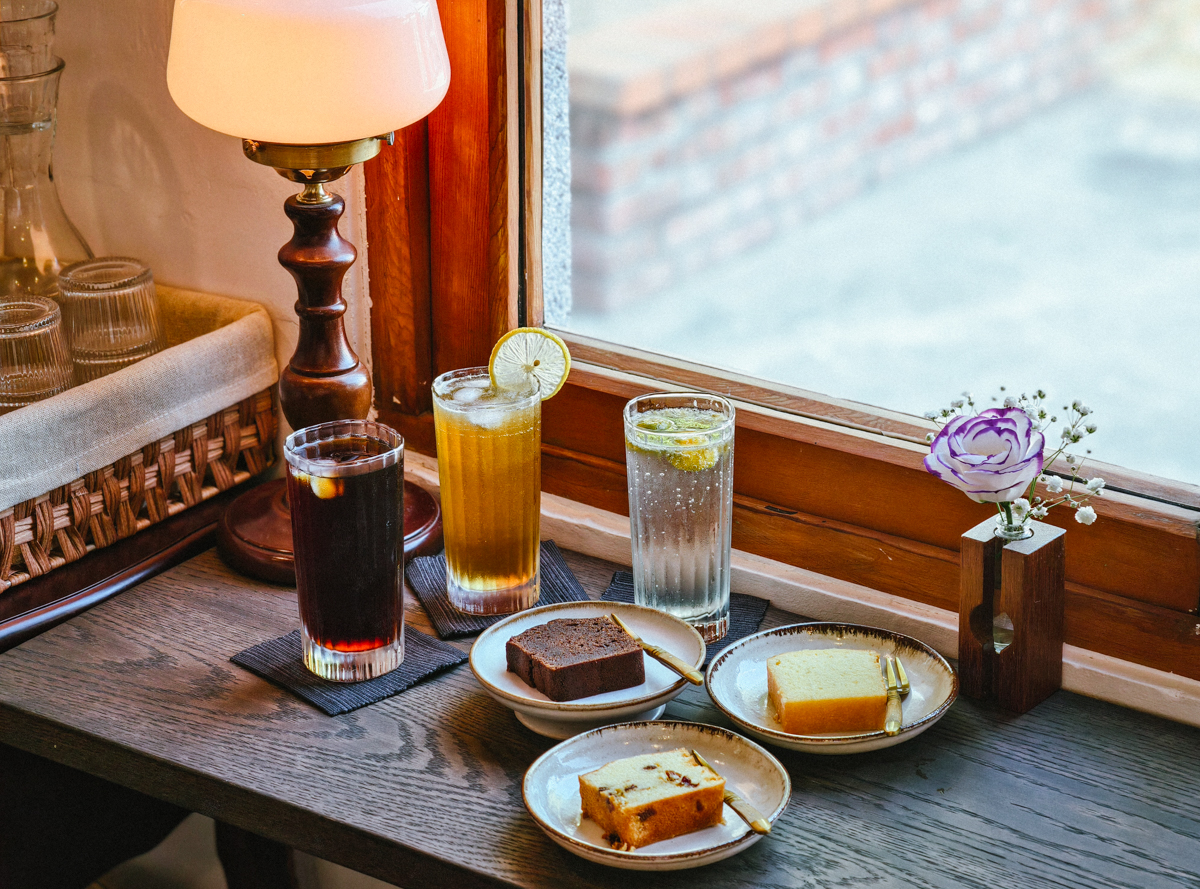 [高雄]植月選物｜喫茶｜影像-左營建業新村內靜謐選物咖啡店 @美食好芃友（芃芃）