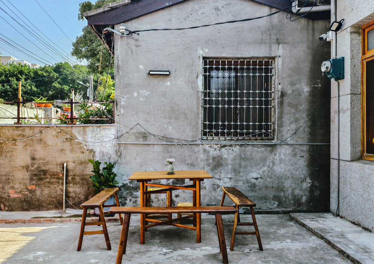 [高雄]植月選物｜喫茶｜影像-左營建業新村內靜謐選物咖啡店 @美食好芃友（芃芃）