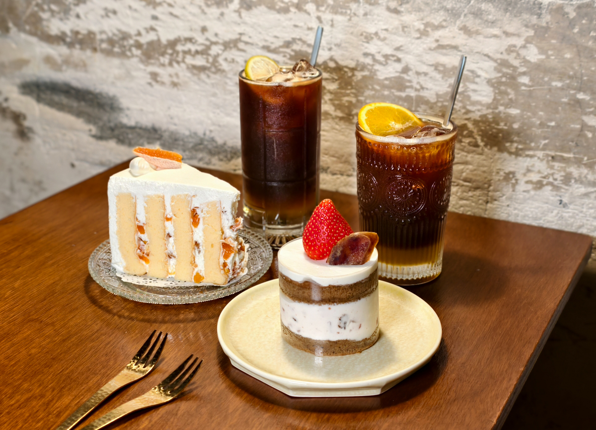 [高雄]福利咖啡社-鹽埕區籐椅老店改造老屋咖啡店~恰到好處的復古氛圍 @美食好芃友（芃芃）