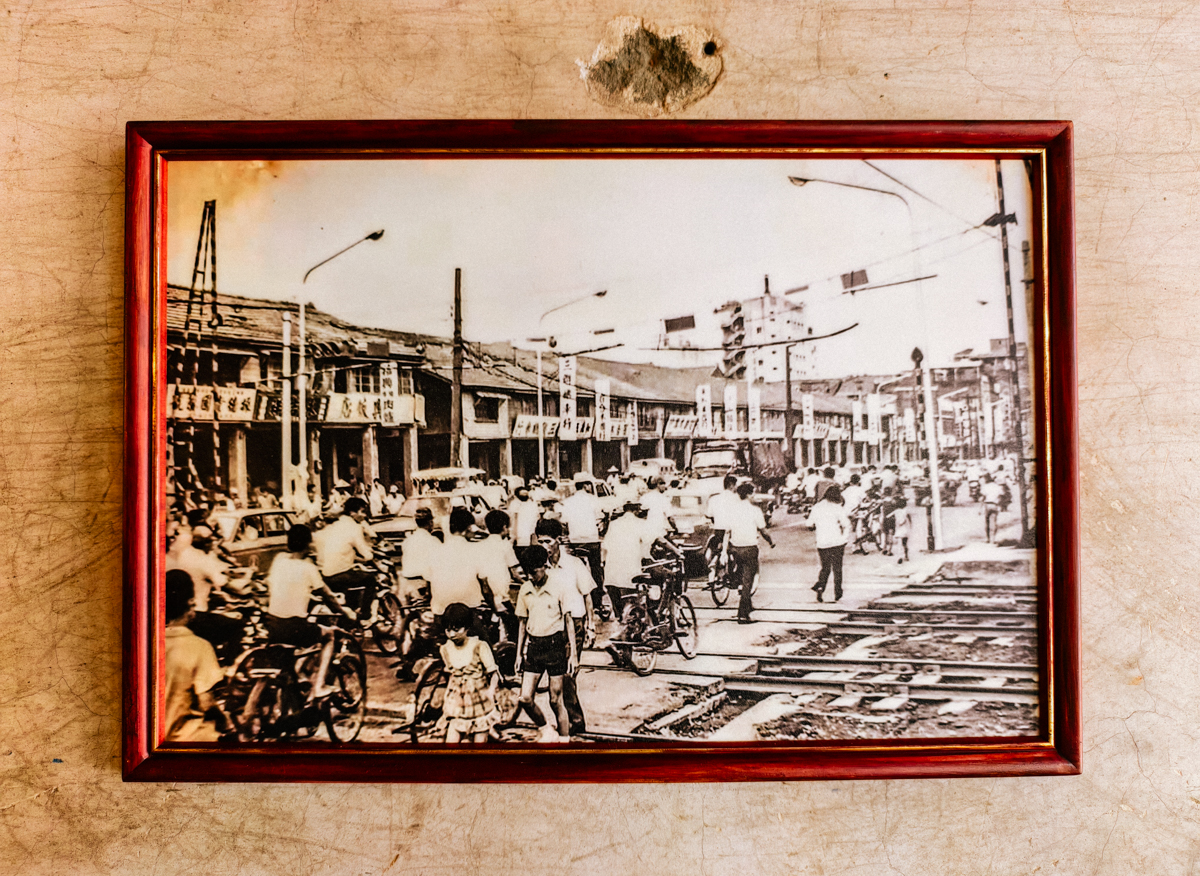 [高雄]福利咖啡社-鹽埕區籐椅老店改造老屋咖啡店~恰到好處的復古氛圍 @美食好芃友（芃芃）