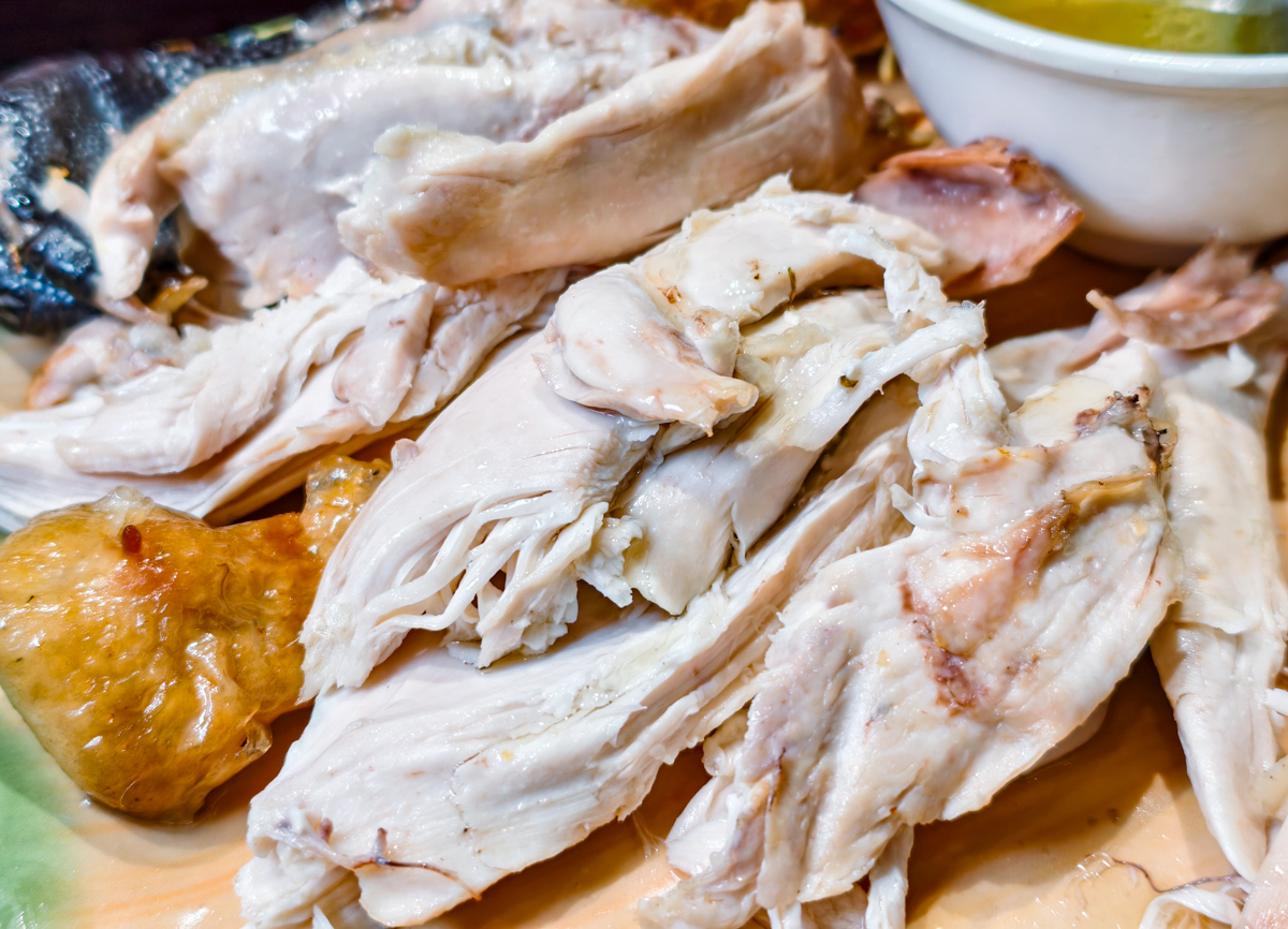 [南投]竹香園甕缸雞-南投紫南宮最紅甕仔雞!全台首創手剝甕缸雞~金黃脆皮x超嫩雞肉 @美食好芃友（芃芃）