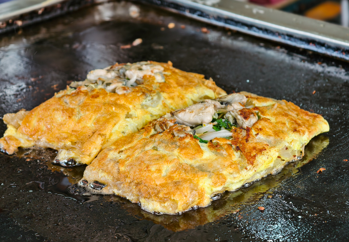 [高雄]爆吃6間蚵仔寮漁港美食!蔡家現撈現炸海鮮、蚵仔寮蚵仔煎、王記炸肥腸、林家魚丸都必吃 @美食好芃友（芃芃）