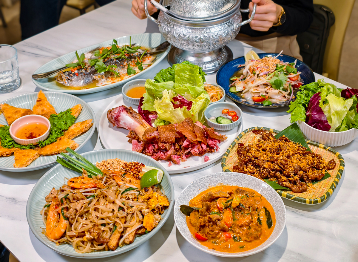 [台北]1789 Caf&eacute; by Cyrille Courant-貴婦級法式閃電泡芙 忠孝新生下午茶推薦 @美食好芃友（芃芃）