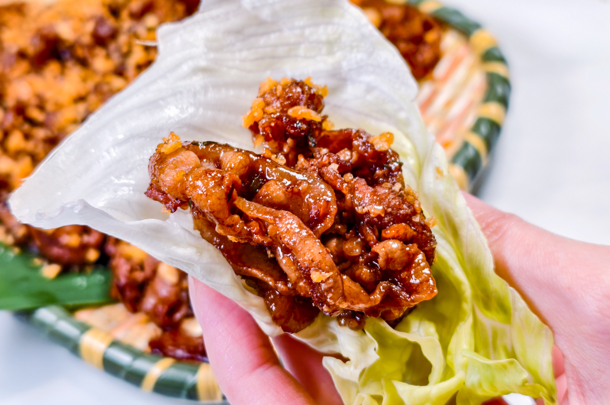 [高雄]PAPAYA泰-google評價4.7顆星!人氣大份量高雄泰式餐廳~必點泰式豬腳x超好吃泰式炒河粉! @美食好芃友（芃芃）