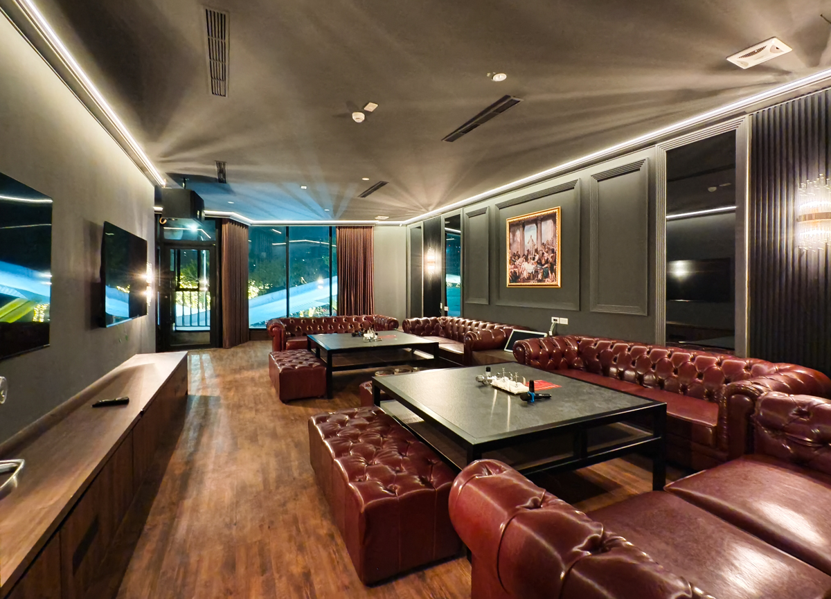 [高雄]棲QI BISTRO-新堀江最新聚餐熱門點!粉紅復古音樂餐酒館~必點驚艷好吃中式熱炒 @美食好芃友（芃芃）