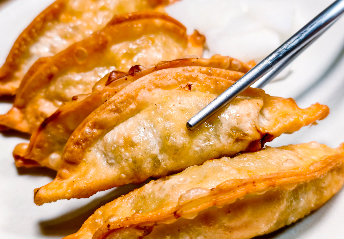 [高雄]島之麵屋拉麵-低調人氣高雄淡麗系拉麵店!層次順口的鹽味湯頭~必點日式炒麵 @美食好芃友（芃芃）