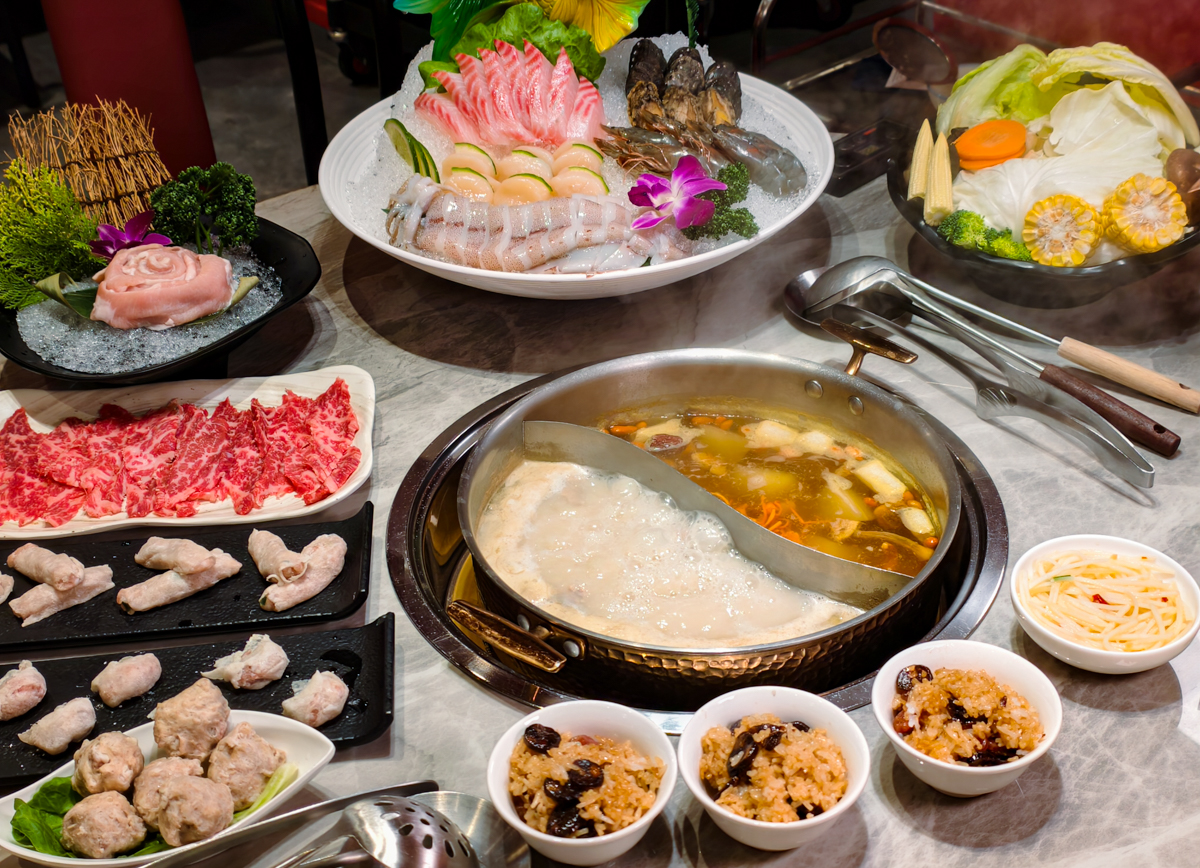 [高雄]湯王胡椒豬肚雞南屏店-高雄最強胡椒豬肚雞!熬煮8小時絕頂湯頭x必吃私房菜窩窩頭、臘味煲仔飯 @美食好芃友（芃芃）