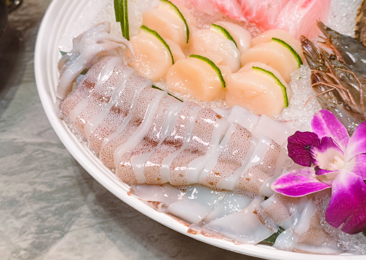 [高雄]湯王胡椒豬肚雞南屏店-高雄最強胡椒豬肚雞!熬煮8小時絕頂湯頭x必吃私房菜窩窩頭、臘味煲仔飯 @美食好芃友（芃芃）