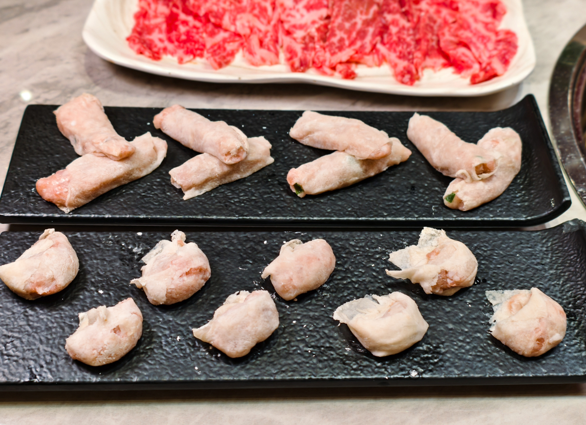 [高雄]湯王胡椒豬肚雞南屏店-高雄最強胡椒豬肚雞!熬煮8小時絕頂湯頭x必吃私房菜窩窩頭、臘味煲仔飯 @美食好芃友（芃芃）