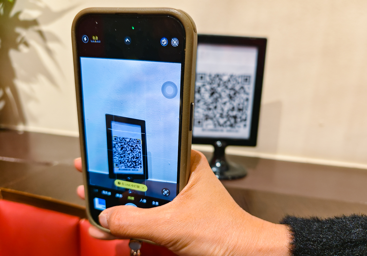 [高雄]湯王胡椒豬肚雞南屏店-高雄最強胡椒豬肚雞!熬煮8小時絕頂湯頭x必吃私房菜窩窩頭、臘味煲仔飯 @美食好芃友（芃芃）