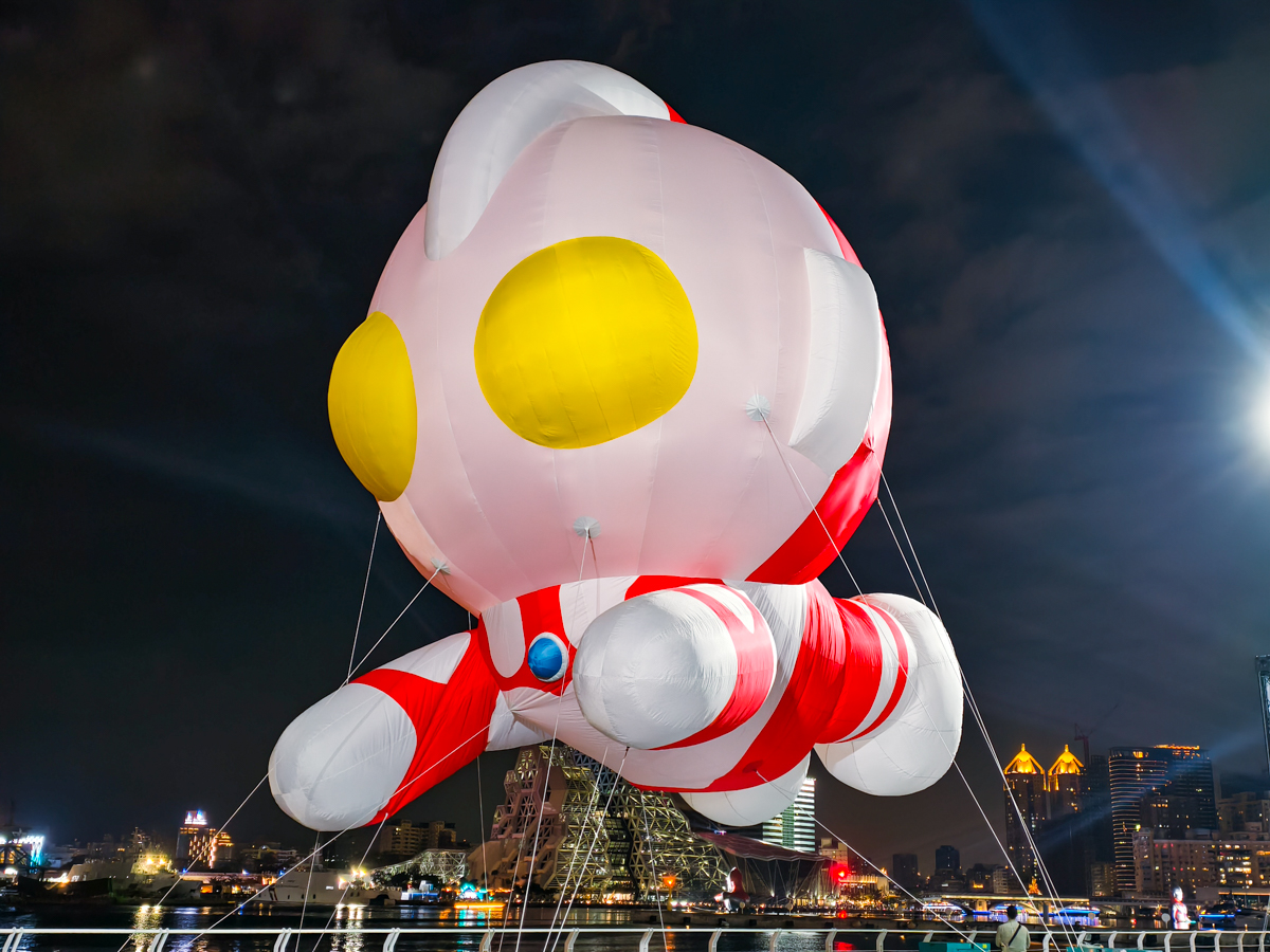 海陸超巨大「超人力霸王」降落!2026高雄冬日遊樂園嗨翻天~ @美食好芃友（芃芃）