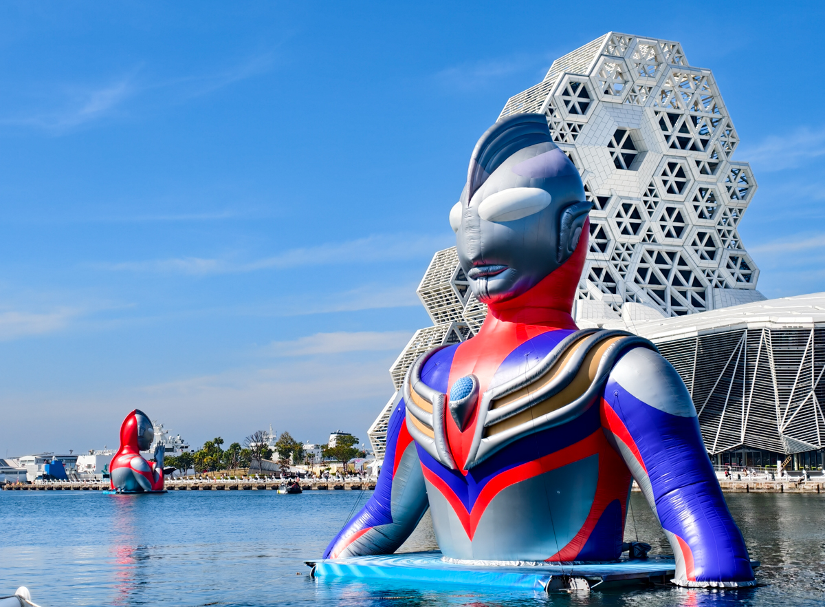 海陸超巨大「超人力霸王」降落!2026高雄冬日遊樂園嗨翻天~ @美食好芃友（芃芃）