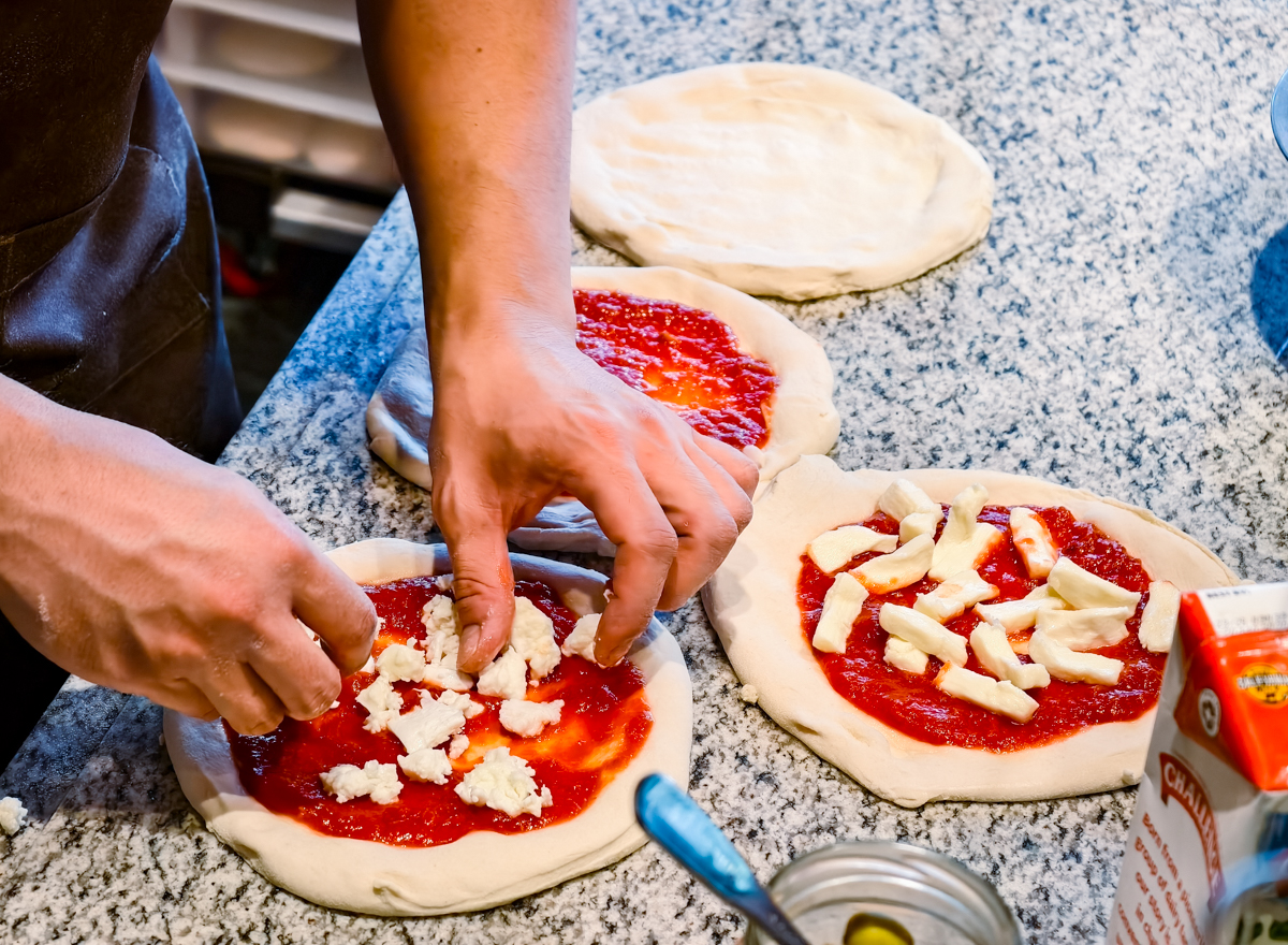 [高雄]巴索托拿坡里披薩-世界冠軍披薩職人全新高雄拿坡里披薩店!正統窯烤拿坡里披薩每種口味都好吃! @美食好芃友（芃芃）