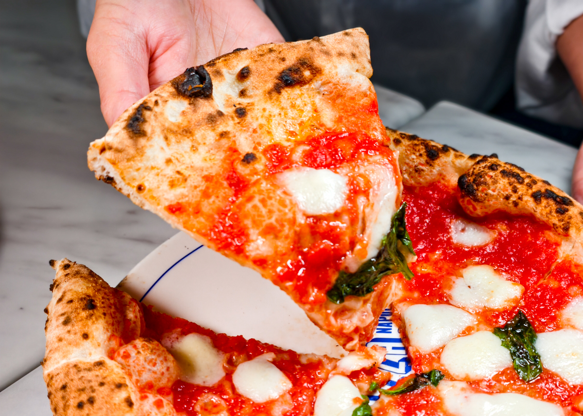 [高雄]巴索托拿坡里披薩-世界冠軍披薩職人全新高雄拿坡里披薩店!正統窯烤拿坡里披薩每種口味都好吃! @美食好芃友（芃芃）