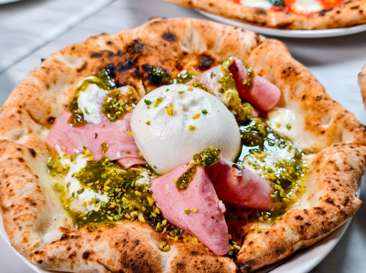 [高雄]巴索托拿坡里披薩-世界冠軍披薩職人全新高雄拿坡里披薩店!正統窯烤拿坡里披薩每種口味都好吃! @美食好芃友（芃芃）