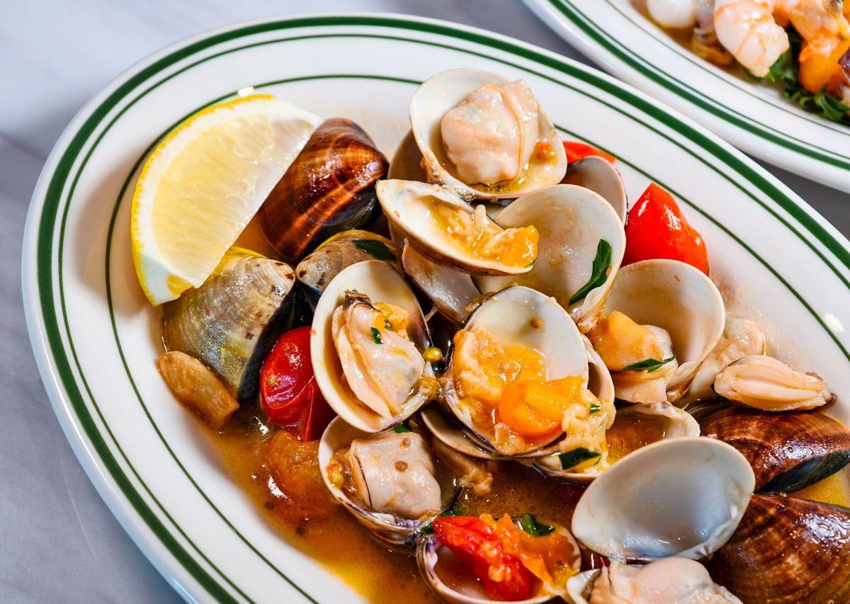 [高雄]巴索托拿坡里披薩-世界冠軍披薩職人全新高雄拿坡里披薩店!正統窯烤拿坡里披薩每種口味都好吃! @美食好芃友（芃芃）