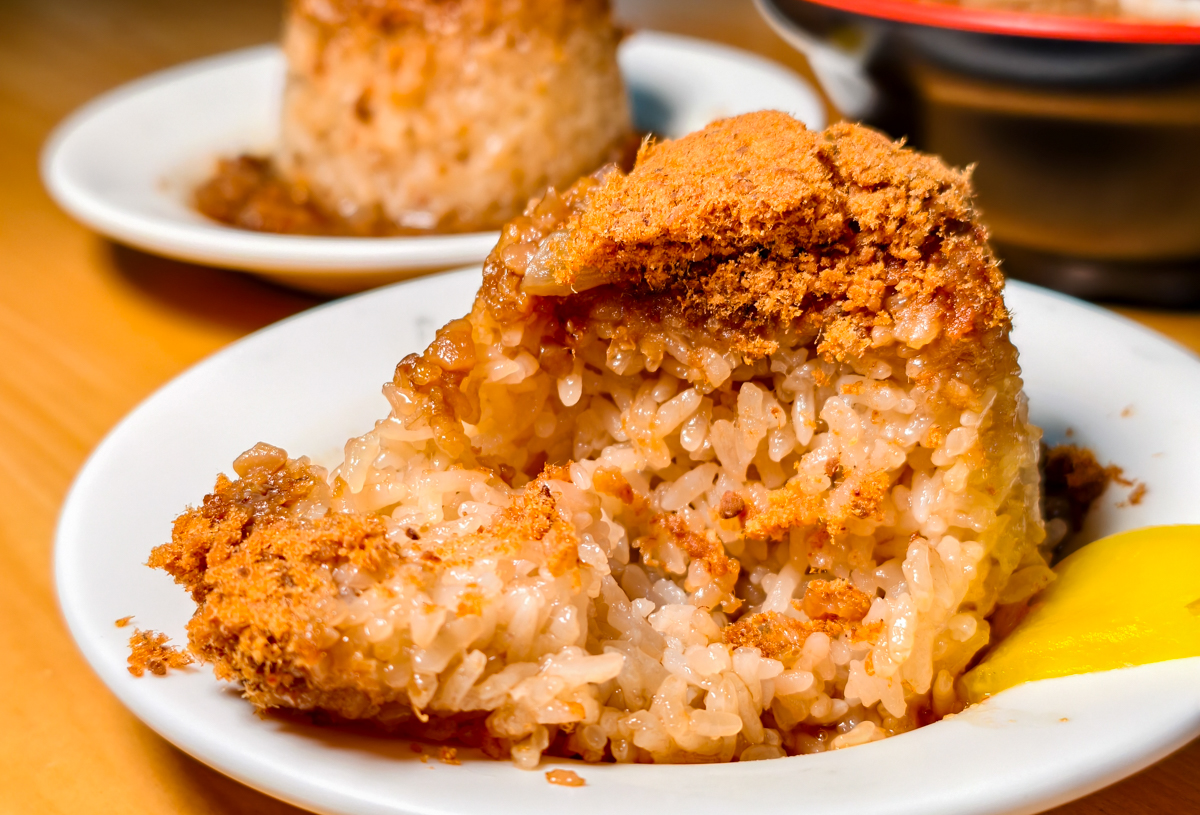 [高雄]橋頭廖記米糕-傳三代70年高雄米糕老店!超好吃陶瓦硐米糕~還得米其林必比登推薦 @美食好芃友（芃芃）