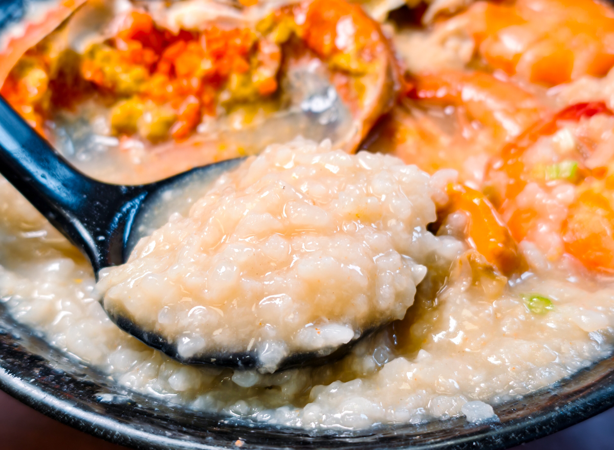 [高雄]鮮記螃蟹海產粥-最高CP值高雄螃蟹粥!滿滿蟹黃活體紅蟳粥500多元就能吃到~ @美食好芃友（芃芃）