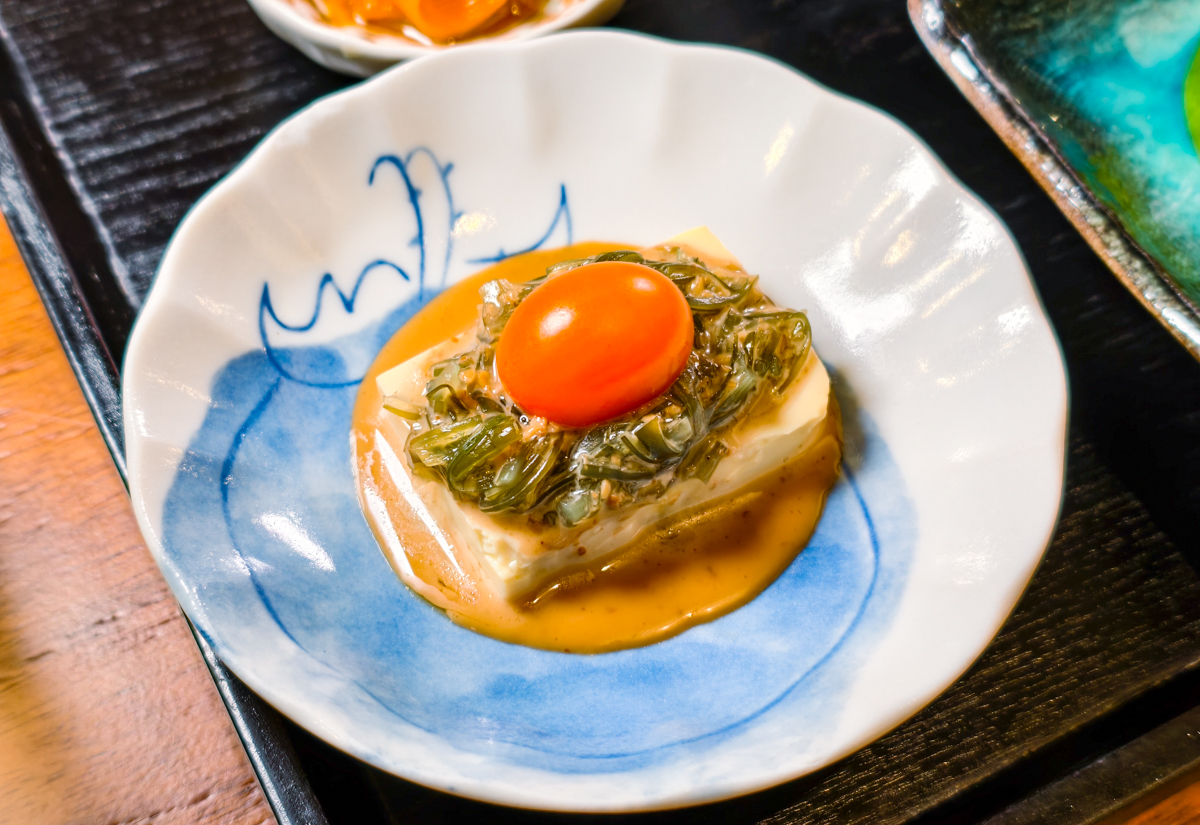 [高雄]方寸之間-新堀江世外桃源禪意空間!懷石風精緻日式定食~薑汁鴨、烤鯖魚定食必點! @美食好芃友（芃芃）