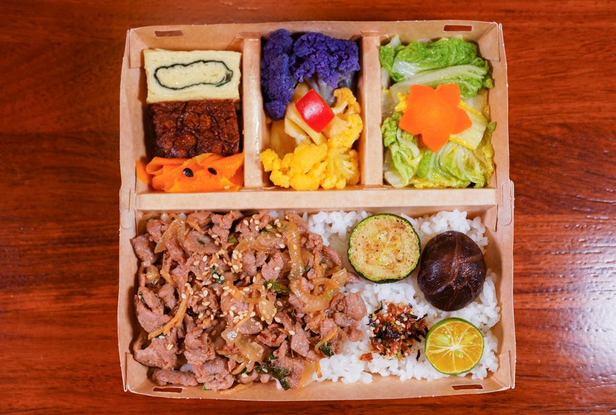 [高雄]方寸之間-新堀江世外桃源禪意空間!懷石風精緻日式定食~薑汁鴨、烤鯖魚定食必點! @美食好芃友（芃芃）