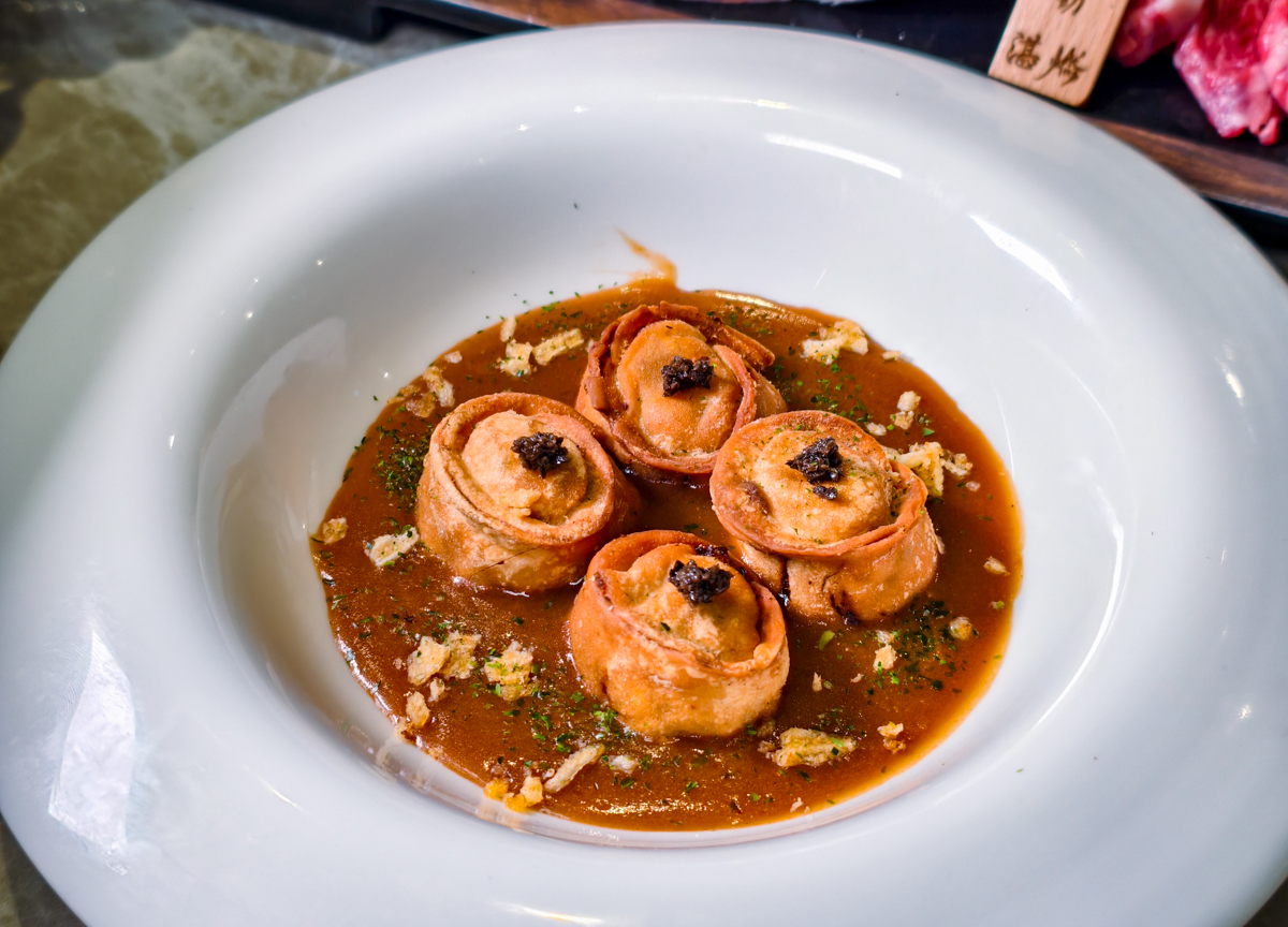 [高雄美食]湛燃燒肉-高雄火車站前人氣高雄燒肉店!超值吃和牛2588雙饗和牛豚肉雙人餐 @美食好芃友（芃芃）