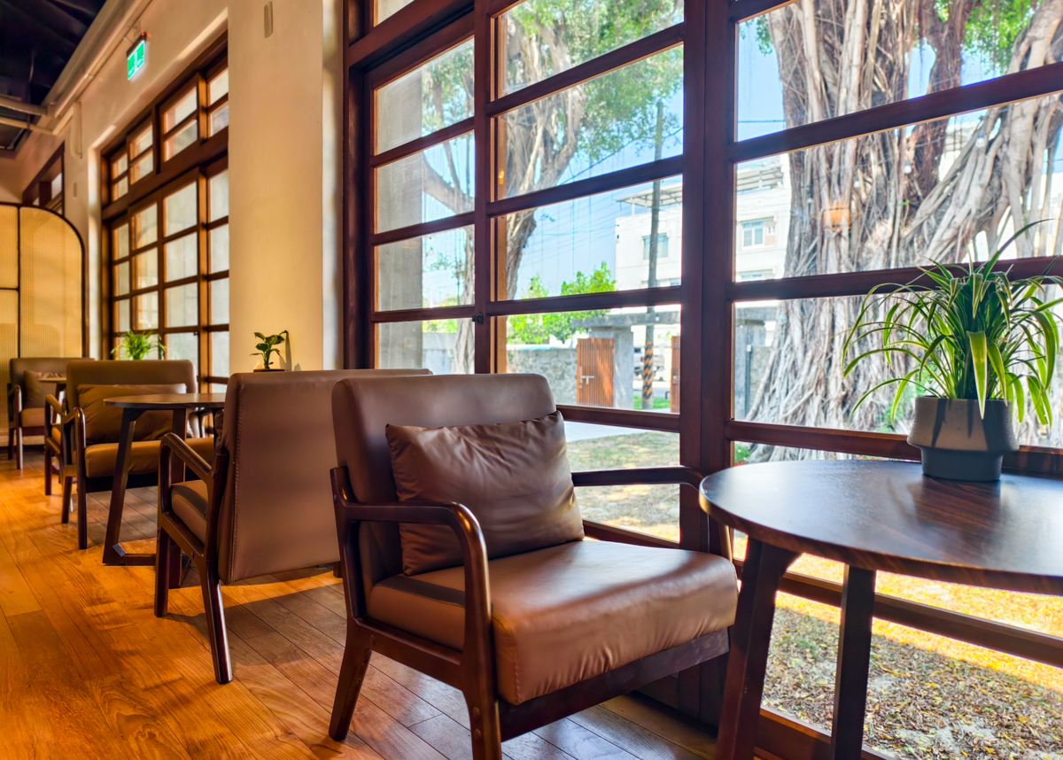 [高雄]剛好樂群-藏在岡山眷村美味餐館咖啡廳!享受80年日式宿舍慢時光~ @美食好芃友（芃芃）