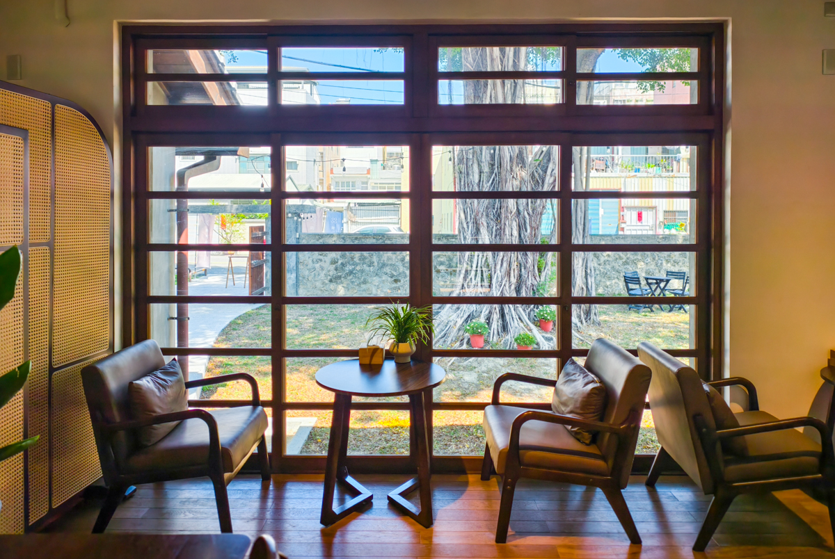 [高雄]剛好樂群-藏在岡山眷村美味餐館咖啡廳!享受80年日式宿舍慢時光~ @美食好芃友（芃芃）