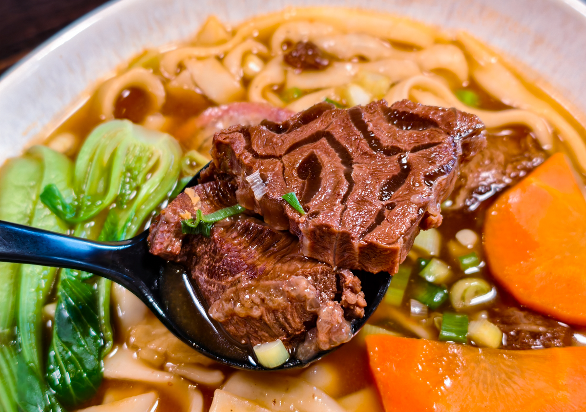 [高雄]剛好樂群-藏在岡山眷村美味餐館咖啡廳!享受80年日式宿舍慢時光~ @美食好芃友（芃芃）