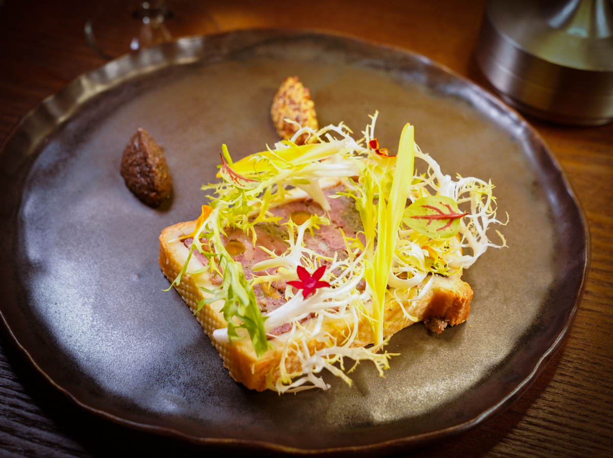 [高雄]heng-新開幕隱藏版高雄法式餐廳!九年級米其林師傅的驚艷手藝～大推龍蝦義大利燉飯、澳洲和牛牛排 @美食好芃友（芃芃）