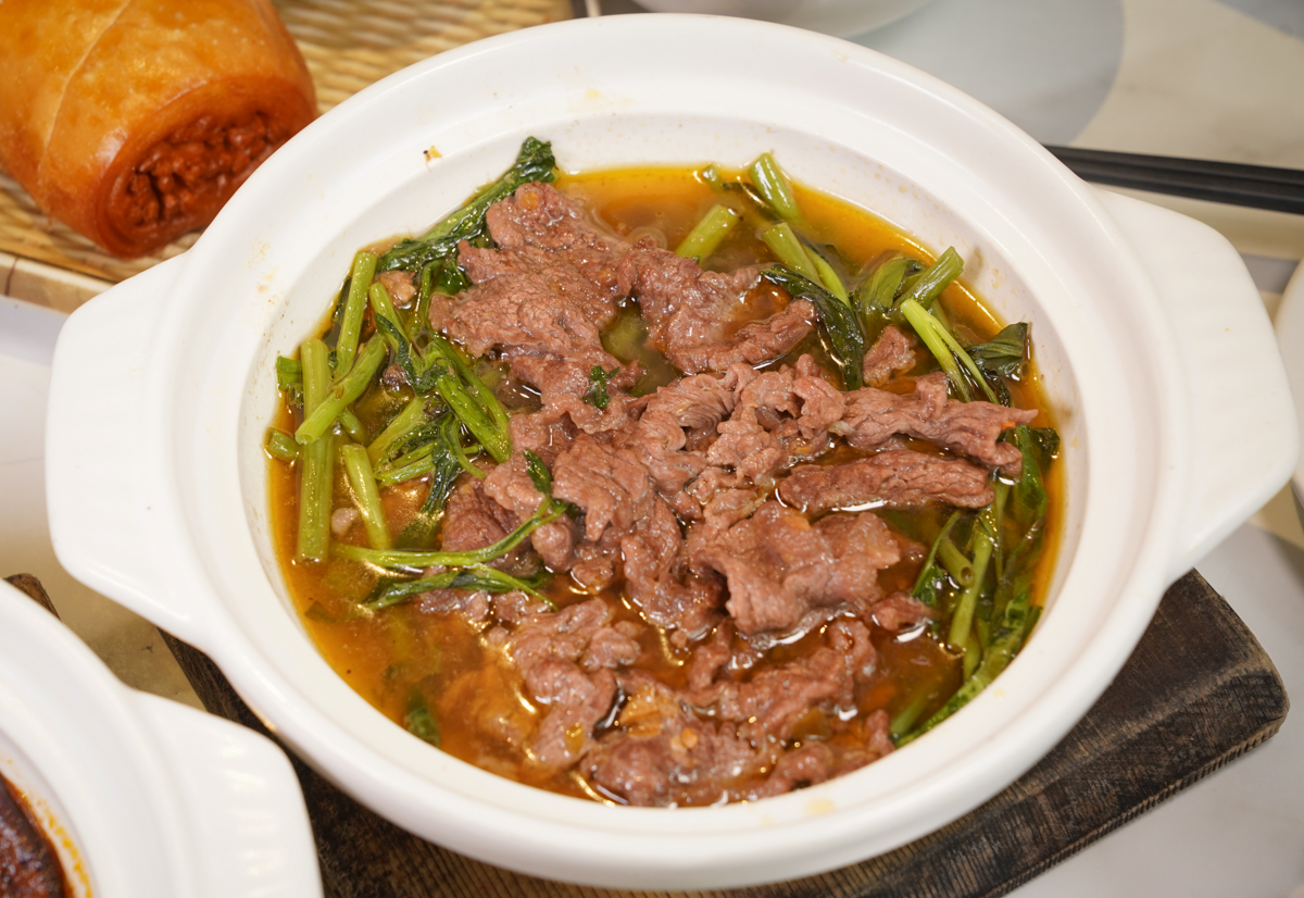 [高雄]來呷飯川食堂裕誠店-平價美味百元高雄川菜!超驚豔魚香茄子茄子粉絲煲、毛家燒肉 @美食好芃友（芃芃）