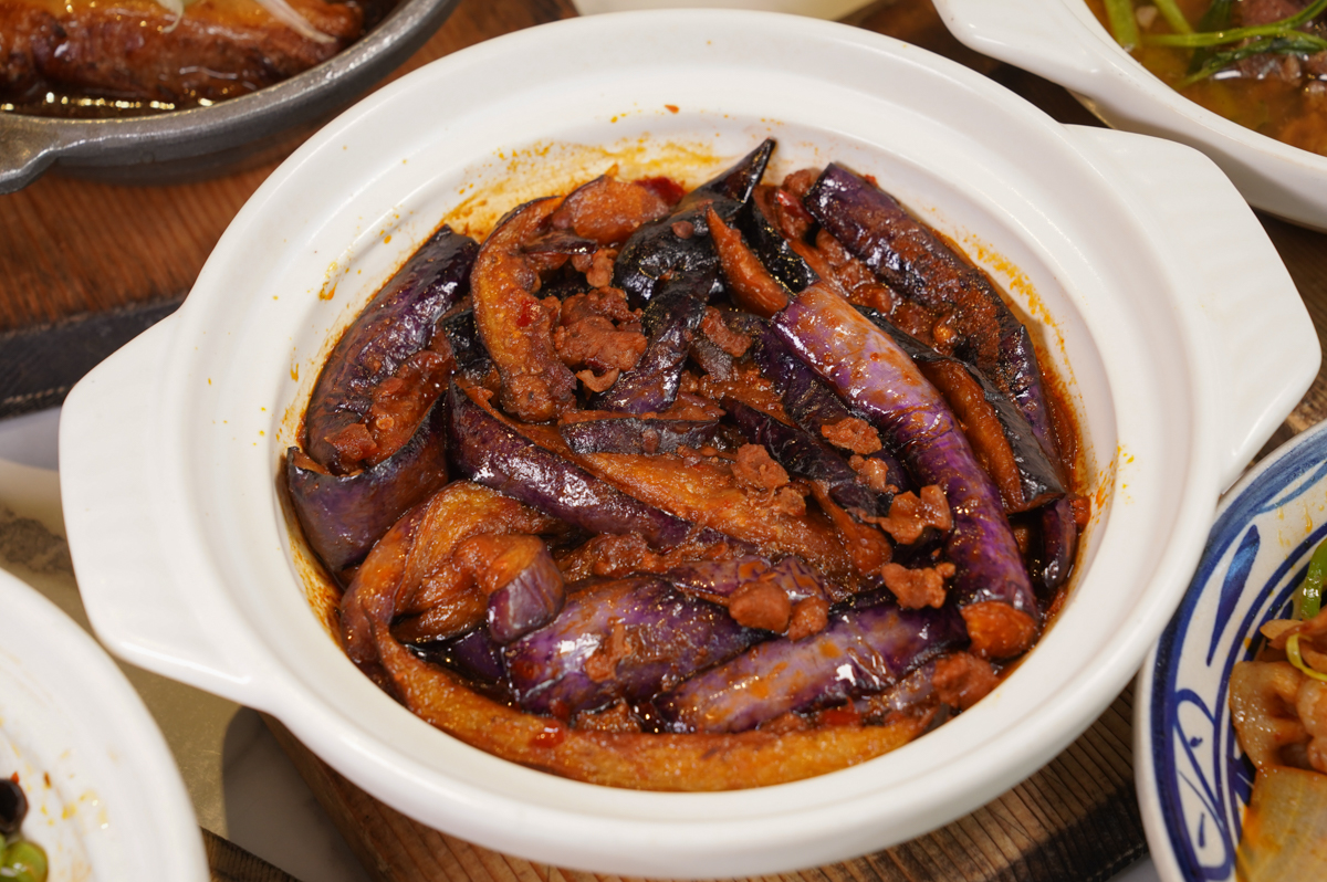 [高雄]來呷飯川食堂裕誠店-平價美味百元高雄川菜!超驚豔魚香茄子茄子粉絲煲、毛家燒肉 @美食好芃友（芃芃）