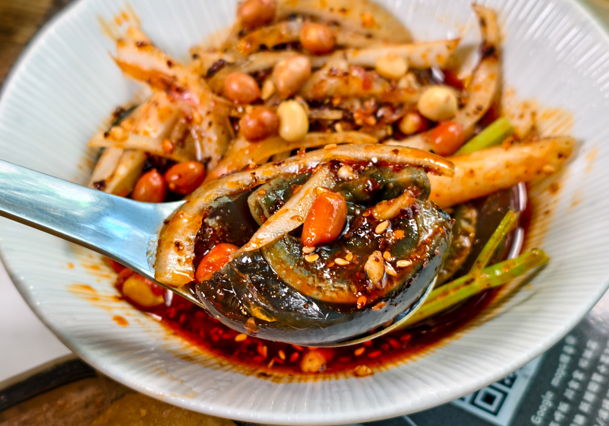 [高雄]來呷飯川食堂裕誠店-平價美味百元高雄川菜!超驚豔魚香茄子茄子粉絲煲、毛家燒肉 @美食好芃友（芃芃）