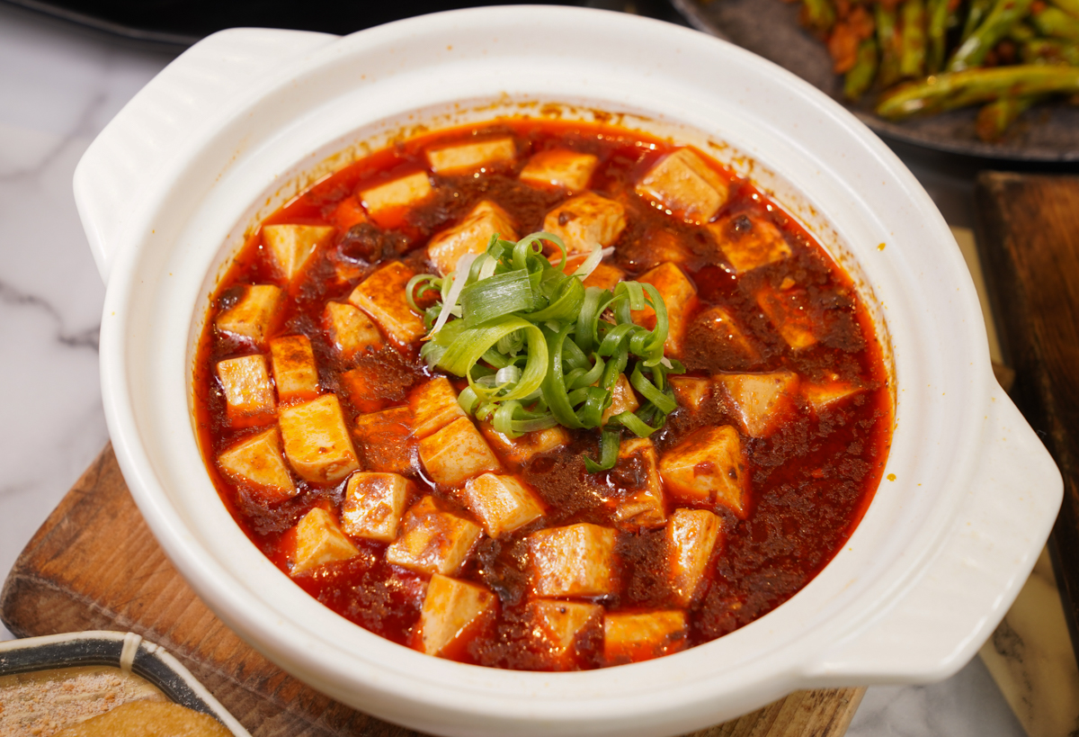 [高雄]來呷飯川食堂裕誠店-平價美味百元高雄川菜!超驚豔魚香茄子茄子粉絲煲、毛家燒肉 @美食好芃友（芃芃）