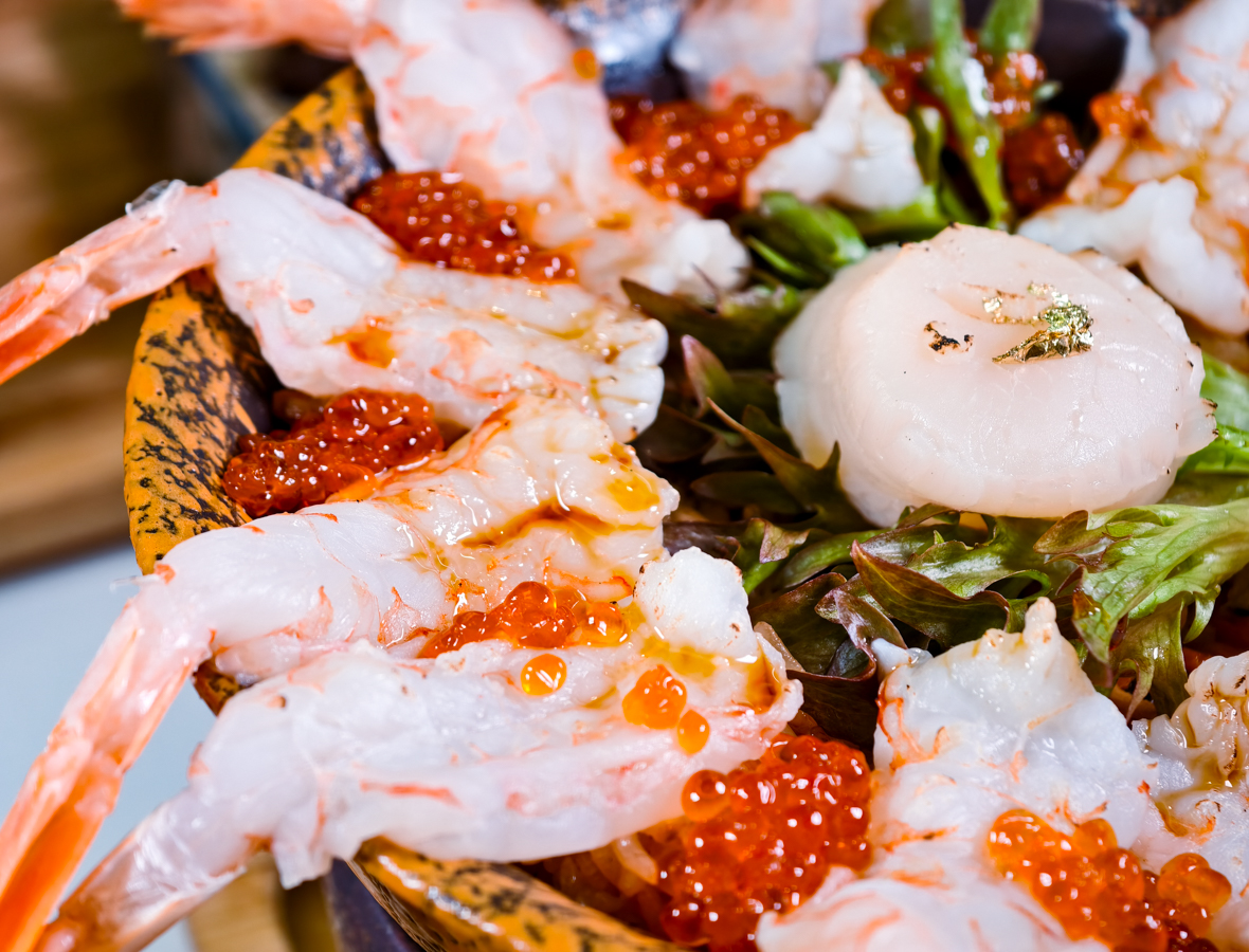 [高雄]Mochi Mochi鬆餅屋高雄義享店-藏在甜點店的超強極上釜飯!儀式感滿滿的日式釜飯x雙色起司瀑布漢堡 @美食好芃友（芃芃）