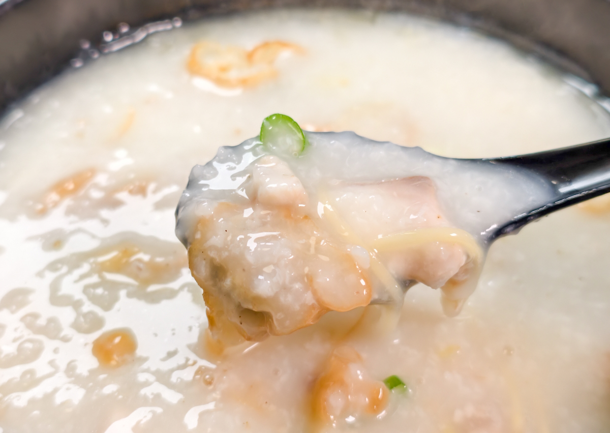 [高雄]午胡港式點心-藏在忠孝夜市的高雄港點生滾粥!午餐或晚餐都來個平價港味 @美食好芃友（芃芃）