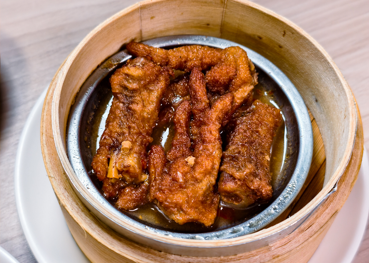 [高雄]午胡港式點心-藏在忠孝夜市的高雄港點生滾粥!午餐或晚餐都來個平價港味 @美食好芃友（芃芃）