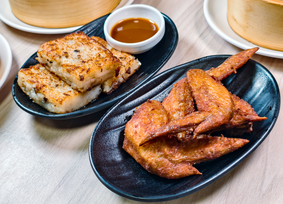 [高雄]午胡港式點心-藏在忠孝夜市的高雄港點生滾粥!午餐或晚餐都來個平價港味 @美食好芃友（芃芃）