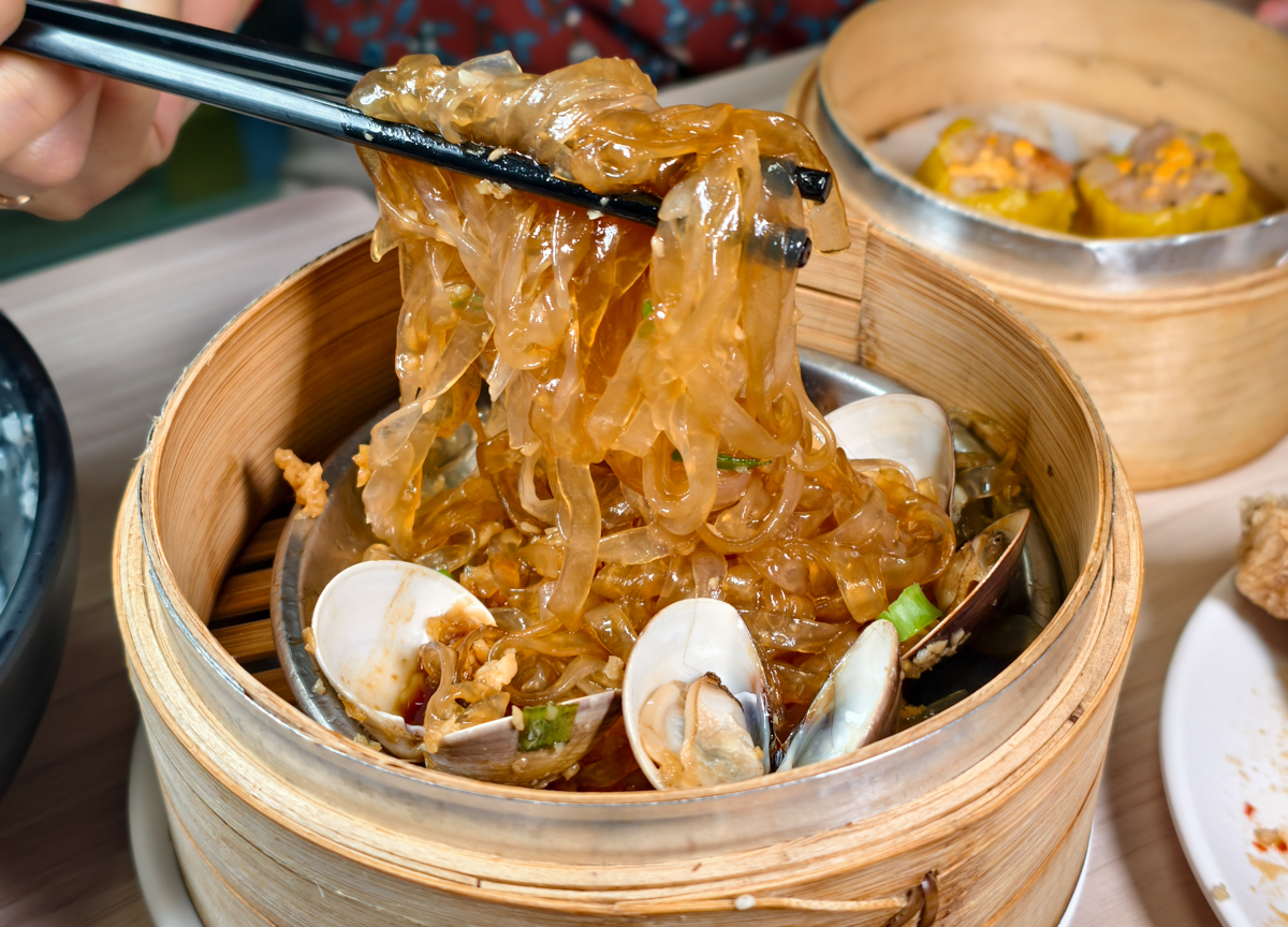 [高雄]午胡港式點心-藏在忠孝夜市的高雄港點生滾粥!午餐或晚餐都來個平價港味 @美食好芃友（芃芃）