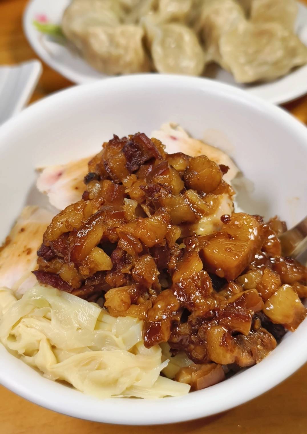 [高雄]阿爸餵露水雞-最用心高雄土雞湯店!牧場直送土雞!必吃雞魯飯、爆蛤蜊雞湯 @美食好芃友（芃芃）