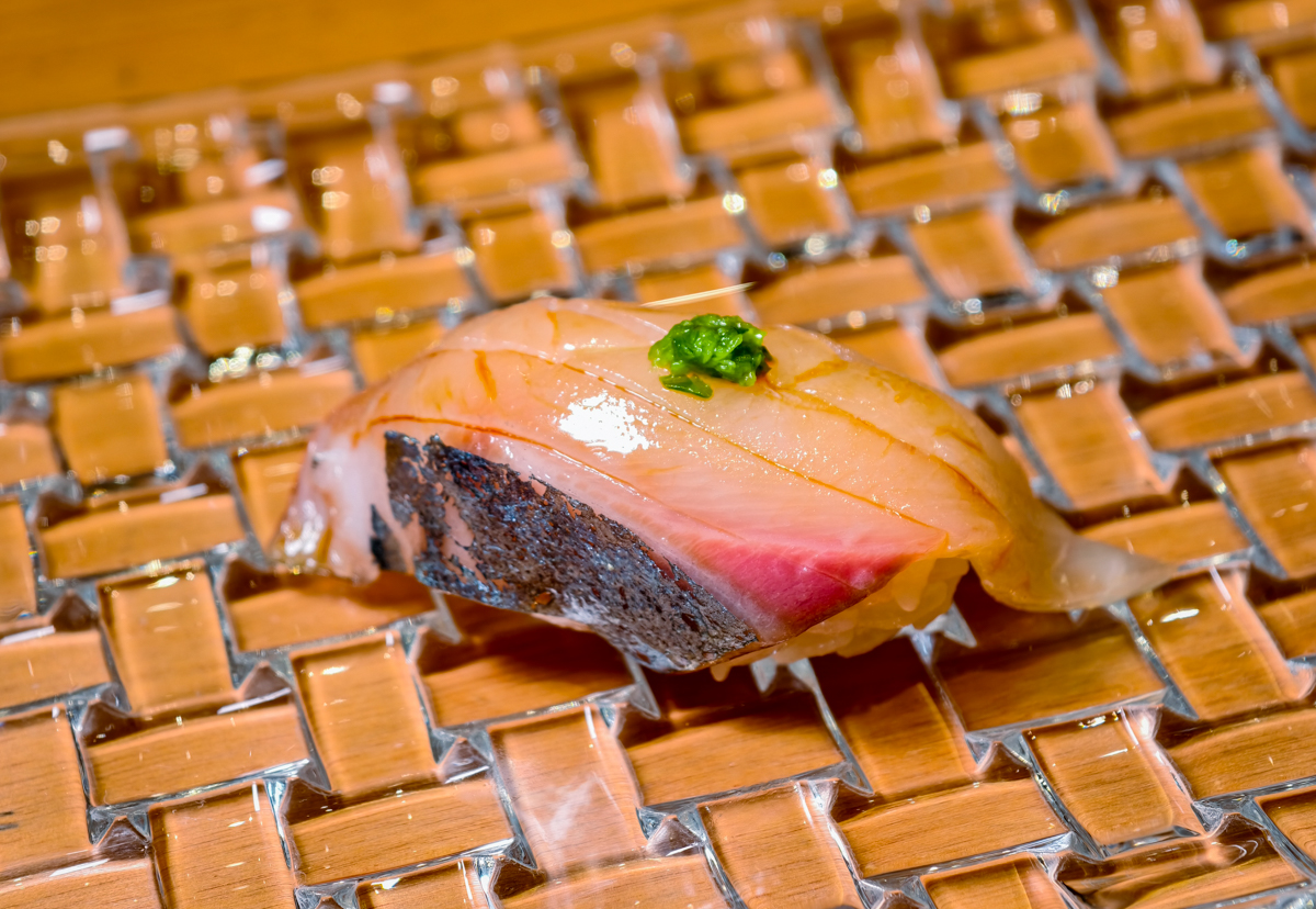 [高雄]鮨 みこし 鮨 己越-2026米其林新星!一位難求預約制高雄無菜單日本料理! @美食好芃友（芃芃）