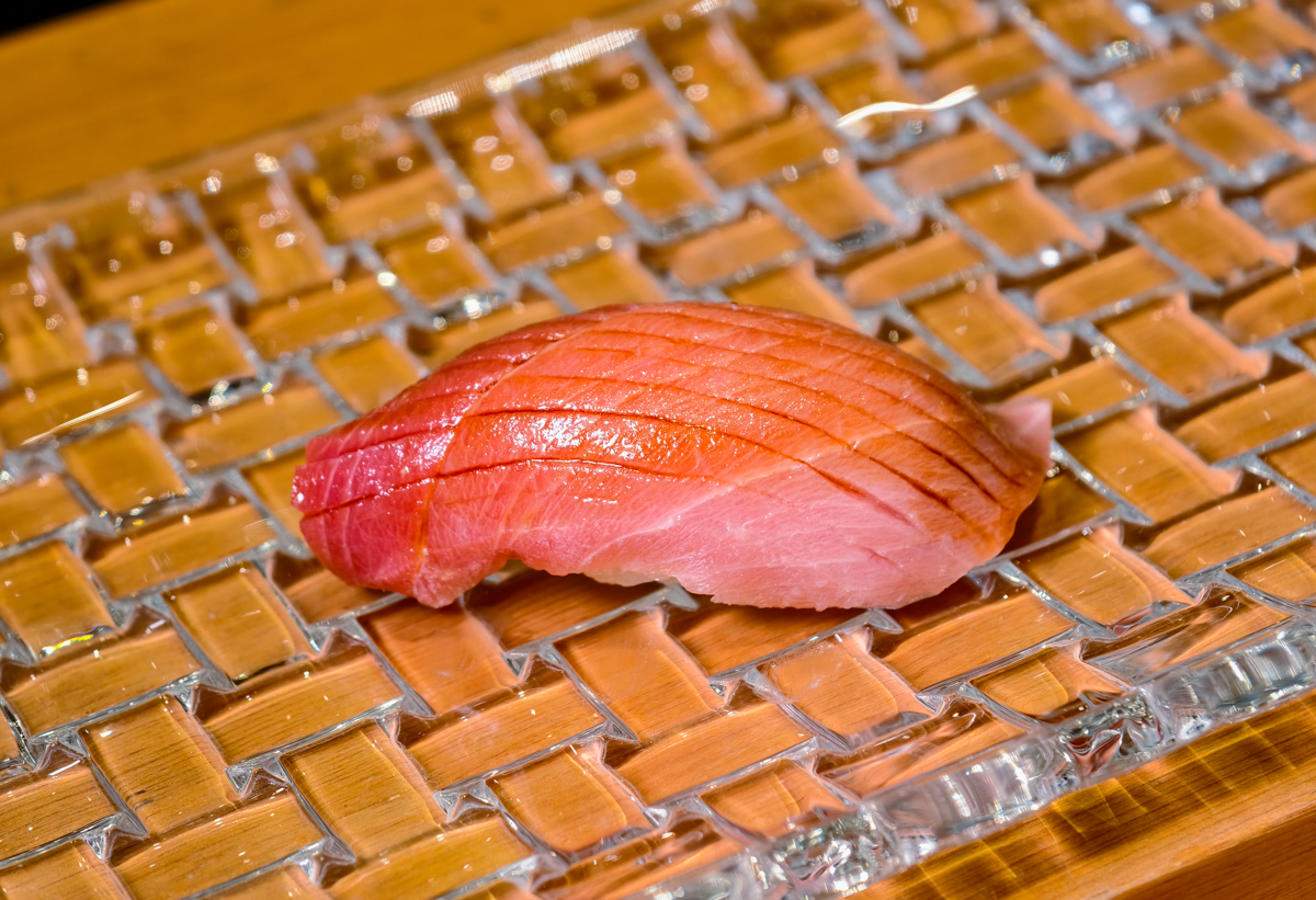 [高雄]鮨 みこし 鮨 己越-2026米其林新星!一位難求預約制高雄無菜單日本料理! @美食好芃友（芃芃）