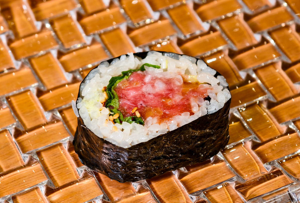 [高雄]鮨 みこし 鮨 己越-2026米其林新星!一位難求預約制高雄無菜單日本料理! @美食好芃友（芃芃）