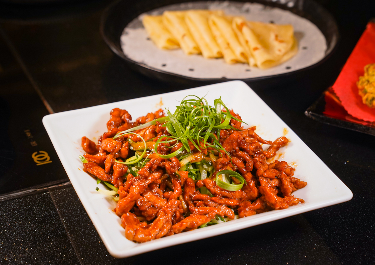 [高雄]大宅門乾鍋鴨頭-低調好吃高雄中式功夫菜!必吃乾鍋鴨頭、京醬肉絲、上海燻魚 @美食好芃友（芃芃）