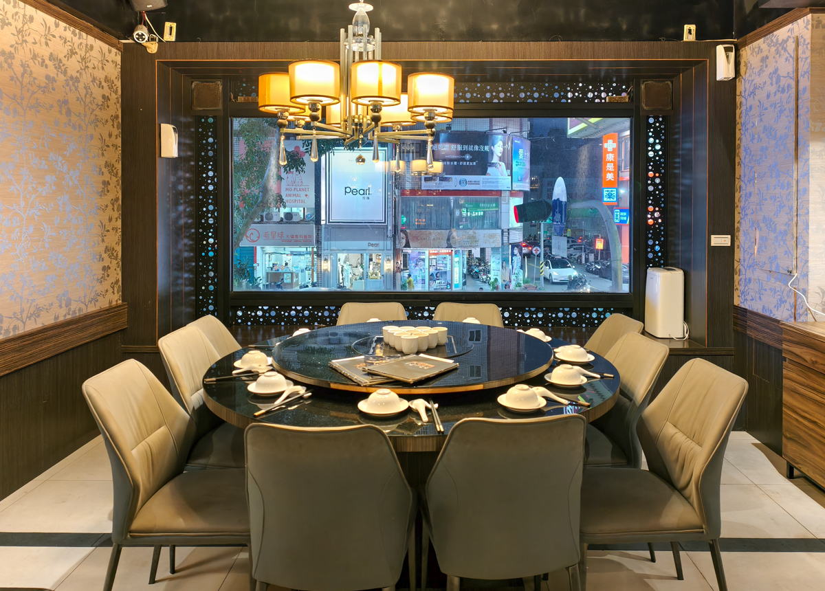 [高雄]大宅門乾鍋鴨頭-低調好吃高雄中式功夫菜!必吃乾鍋鴨頭、京醬肉絲、上海燻魚 @美食好芃友（芃芃）